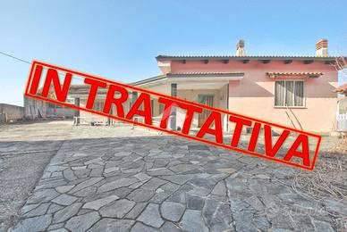 VILLA SINGOLA A BORGO D'ALE