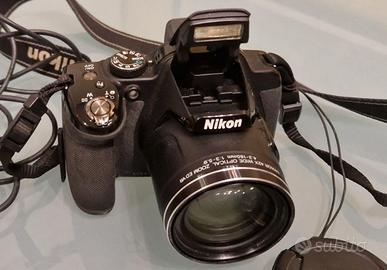 Macchina fotografica compatta Nikon CoolPix P530 -