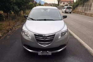 Lancia Ypsilon 1.3 MJT 95CV 5 porte S&S Gold