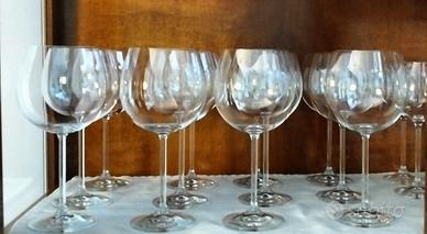 12 calici vino rosso