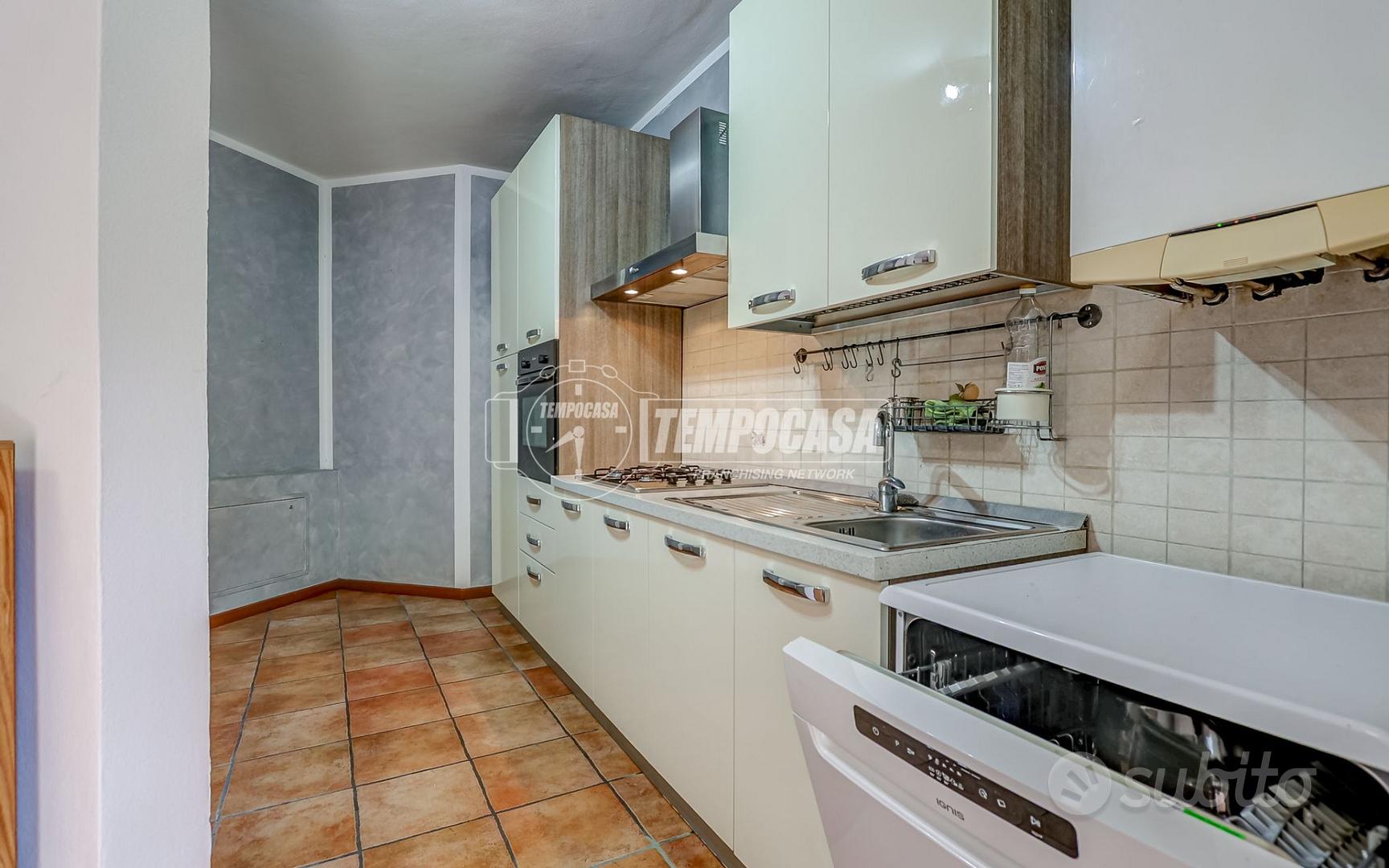 Appartamento – Cittiglio, Vararo - Altro