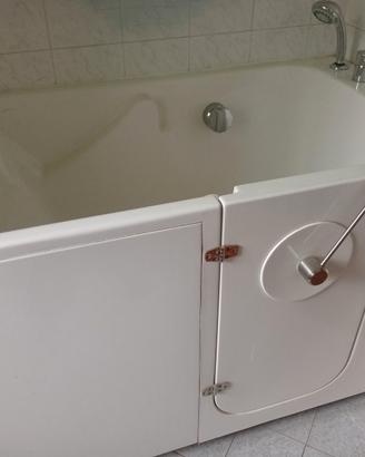 VASCA da BAGNO con SEDUTA  per ANZIANI