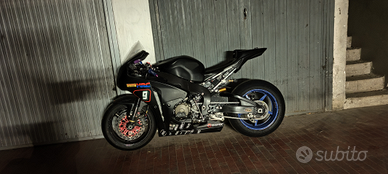 Cbr1000rr pronto pista (targato)