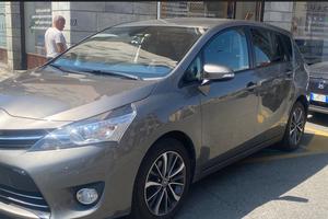 Toyota Verso D-4D Active #11975