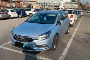 Opel astra sport station wagon