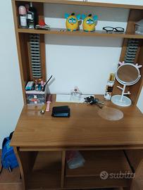 scrivania 