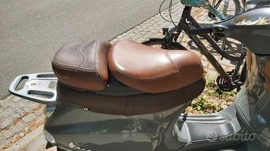 Sedile-panca in vera pelle per Vespa LXV, LX, ET4