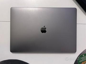 MacBook Pro 15" Retina (2018)  PEZZI DI RICAMBIO