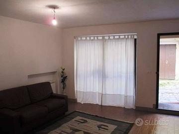 Casa indipendente di 143 m² con 4 locali a Monteca