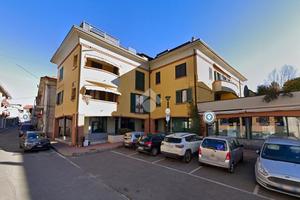 2 LOCALI A LOMAZZO