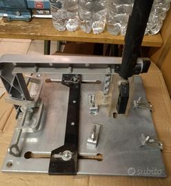 Piastra per fissare seghetto alternativo. 