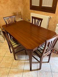 Tavolo in legno
