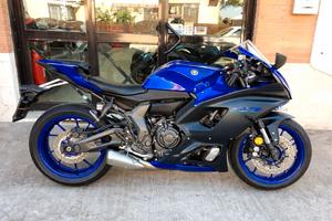 Yamaha YZF - R 7 2022 KM ZERO - FINANZIABILE
