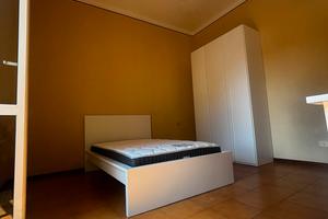 Stanza singola in appartamento in centro 