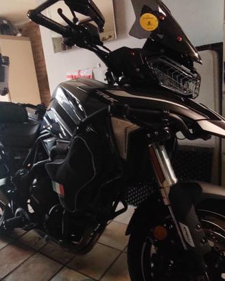  Benelli trk 702
