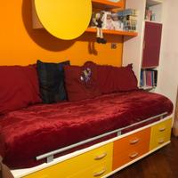 Divano letto con cassetti