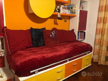 Divano letto con cassetti