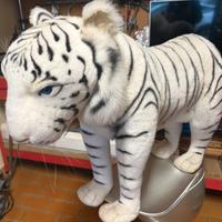 Grande peluche di tigre bianca