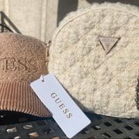 GUESS borsetta a tracolla Giully tweed e Cappello