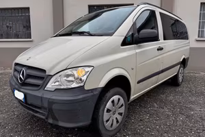 MERCEDES-BENZ Vito 4X4 AUTOCARRO 6 POSTI 2.2 113