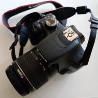 macchina fotografica Canon EOS 1200d
