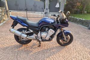 Yamaha fazer 1000 (FZ1)