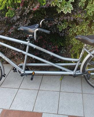 tandem