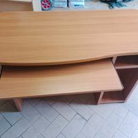scrivania per pc
