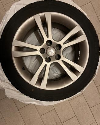 4 cerchioni originali Seat Ibiza 4 serie con gomme