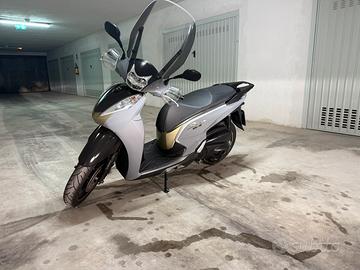 Honda Sh 300 air force km 22000