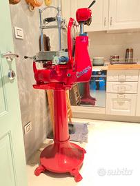 Affettatrice a volano Omega tipo 300