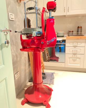 Affettatrice a volano Omega tipo 300