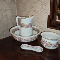 Set da toilette in porcellana