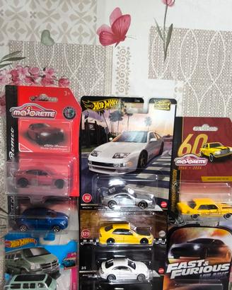 lotto modellini vari auto 