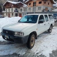 Mazda B2500 4x4, 2.5tdi gancio, 240.000 km