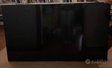 Samsung Crystal UHD U8000F 55” 4K Smart TV