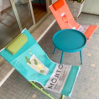 Set giardino o terrazzo due spiaggine e tavolino