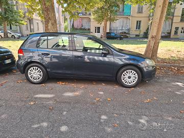 Vw Golf 1.6 105c benzina unicoproprietario