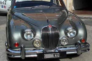 Jaguar mk2 3,4 per cortesia legga accetto permuta