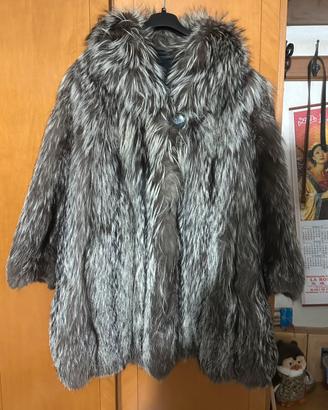 Cappotto di pelliccia di lupo