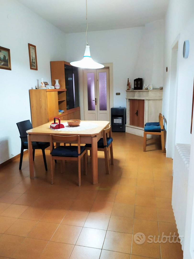 Ampio appartamento con garage Fragagnano