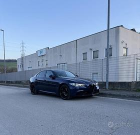 Alfa Romeo Giulia senza motore