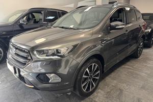 Ford Kuga 1.5 TDCI 120 CV S&S 2WD ST-Line