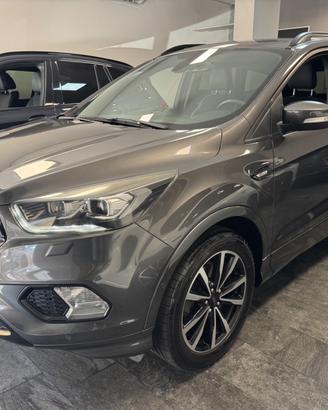 Ford Kuga 1.5 TDCI 120 CV S&S 2WD ST-Line