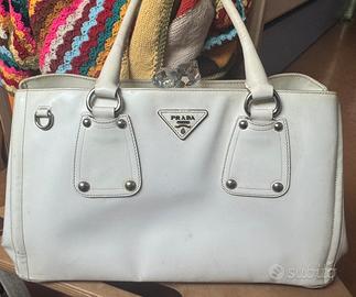 borsa tote Prada Galleria grande in pelle bianca