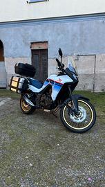 Honda transalp 750