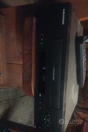 Videoregistratore VHS Grundig