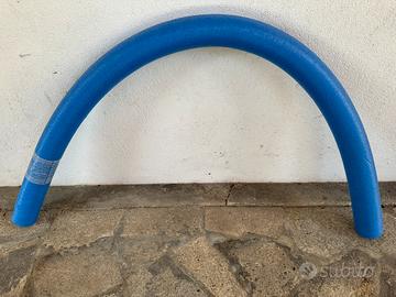 Tubo galleggiante per piscina