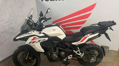 Benelli TRK 502 x