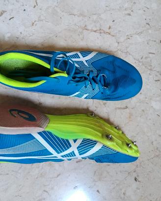 Scarpe chiodate da atletica